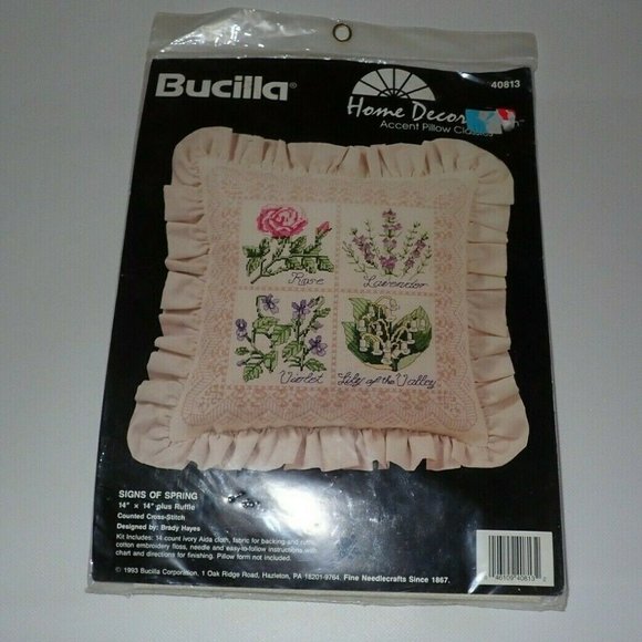 Bucilla Signs‎ of Spring  Cross Stitch Kit Pillow - Picture 1 of 4